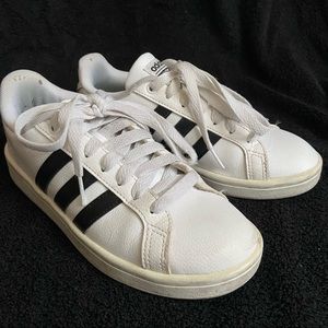 ADIDAS / cloud foam sneakers